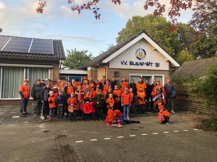 Jeugd van Blauw-Wit ’81 ziet Nederland winnen van Noord Ierland