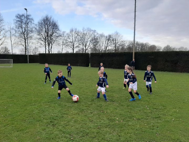 Mini’s op toernooi ⚽